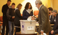 Slovenya'da cumhurbaşkanı seçiminin ikinci turu yarın
