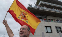 İspanya'da enerji krizinden etkilenen kamyoncular greve gitti