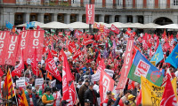 İspanya'da işçi sendikaları meydanlara indi