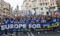 İtalya'da ''barış'' yürüyüşü