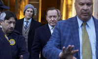 Oscarlı aktör Kevin Spacey Londra'da taciz suçlamasıyla hakim karşısına çıktı