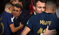 Fransa Cumhurbaşkanı Macron alay konusu oldu!