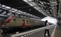 Fransa'da tren seferlerinin iptali onlarca milyon euroya mal oldu
