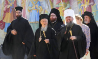 Ortodoks Ukraynalılar Ruslara kızdı Noel'i Katoliklerle kutladı