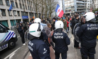 Belçika polisi kamyoncu eylemine geçit vermedi