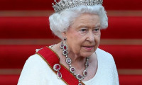 Sarayda Kovid-19 paniği... Kraliçe Elizabeth’in testi pozitif çıktı