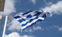 Yunanistan'da futbol taraftar dernekleri 31 Temmuz'a dek kapatıldı
