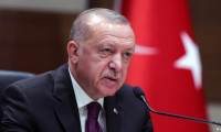 Erdoğan: Batı sadece nasihat çekiyor