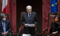 İtalya'da yeniden cumhurbaşkanı seçilen Mattarella yemin etti