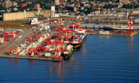 Kanada, limanlarını Rus gemilerine kapattı