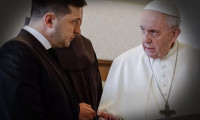 Zelenskiy'den Papa'ya davet: 'Memnuniyetle karşılanacaktır!'