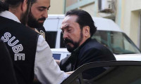 Adnan Oktar'ın avukatlarına operasyon