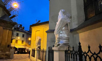 Lviv'de halk, tarihi eserleri korumaya alıyor