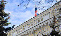 Rusya Merkez Bankası'ndan para transferine sınırlama