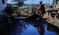 Güney Afrika'da sel felaketi: Hayatını kaybedenlerin sayısı 341'e çıktı