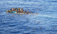 Tunus'ta 4 teknenin batması sonucu 17 düzensiz göçmen öldü