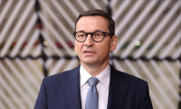 Polonya Başbakanı Avrupa Komisyonunu sert eleştirdi