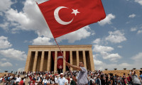 19 Mayıs Atatürk'ü Anma, Gençlik ve Spor Bayramı tüm yurtta kutlanıyor