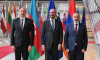 Aliyev, Michel ve Paşinyan ile bir araya geldi