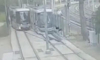 İzmit’te tramvaylar çarpıştı; kaza kamerada