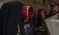 Hakim ve savcıların görevde yükselmelerine ilişkin kararlar Resmi Gazete'de