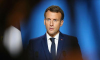 Macron: Zelenskiy bir yerde Rusya ile müzakere etmek zorunda