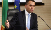 İtalya'da Dışişleri Bakanı ile iktidar partisi ters düşüyor