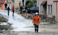 Almanya'da şiddetli yağış ve fırtına hayatı olumsuz etkiledi