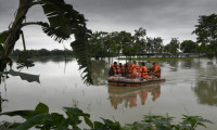 Hindistan'da şiddetli yağışlar nedeniyle can kaybı 131'e yükseldi