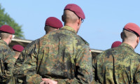 Almanya Meclisi'nden ordu için ayrılacak 100 milyar euroluk fona onay
