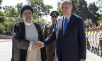 Erdoğan'a İran'da, resmi karşılama töreni