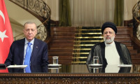 Tahran'da kritik zirve: Erdoğan, Reisi ile görüştü