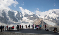 Buzullar eridi, İtalya-İsviçre sınırı değişti