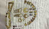 Roma dönemine ait 10 milyonluk mücevher ele geçirildi
