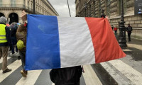 Fransa'da demir yolu çalışanları ülke genelinde greve gitti