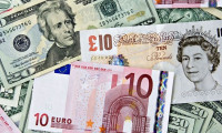 Euroda düşüş sürer, sterlinin bir şansı var