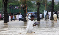 Pakistan'da şiddetli yağıştan ölenlerin sayısı 62'ye yükseldi