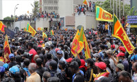 Sri Lanka Devlet Başkanı istifa etmeyi kabul etti