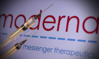Moderna CEO'su duyurdu: Kovid aşısı iPhone gibi güncellenecek!