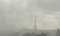 Fransa sele teslim oldu: 13 ilde 'turuncu alarm'