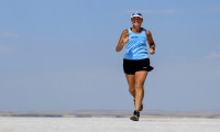 Avustralyalı aktivistten Tuz Gölü'nde maraton