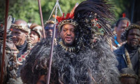 Taht kavgası: Yeni Zulu kralı taç giydi!