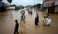 Pakistan'da şiddetli yağışlar sebebiyle ölenlerin sayısı 1000'i aştı