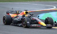 F1 Belçika Grand Prix'sinde kazanan Verstappen 