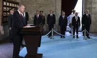 Erdoğan başkanlığındaki YAŞ üyeleri Anıtkabir'i ziyaret etti