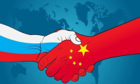 Rusya ve Çin askeri tatbikat için yan yana