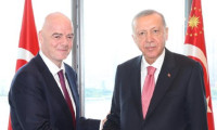 FIFA Başkanı Infantino'dan Cumhurbaşkanı Erdoğan'a sürpriz hediye