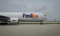 FedEx'in geliri düştü