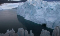 Grönland'da sıcak geçen eylül, buzullarda rekor erimeyle sonuçlandı