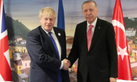 Johnson'dan Erdoğan’a tebrik